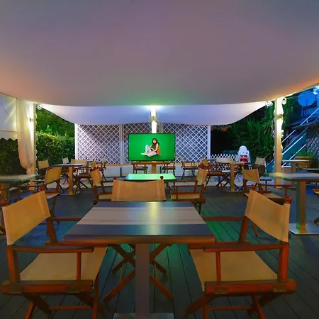 Отель Coluccini 3*