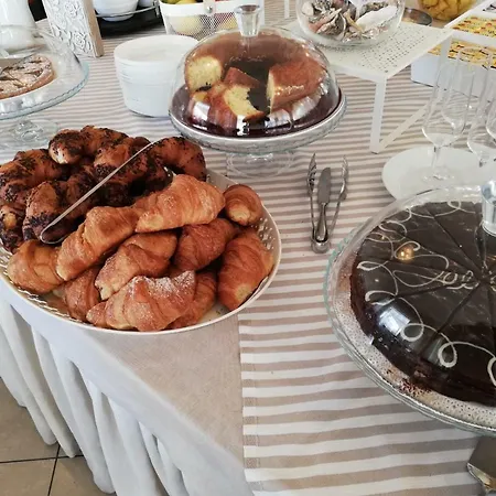 Coluccini 3* Марина-ди-Пьетрасанта